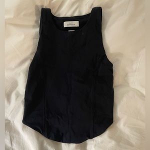 Aritzia Babaton high neck crop top